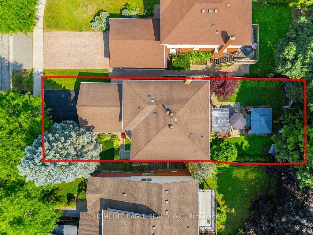 30, Moffat, Aurora Heights, Aurora