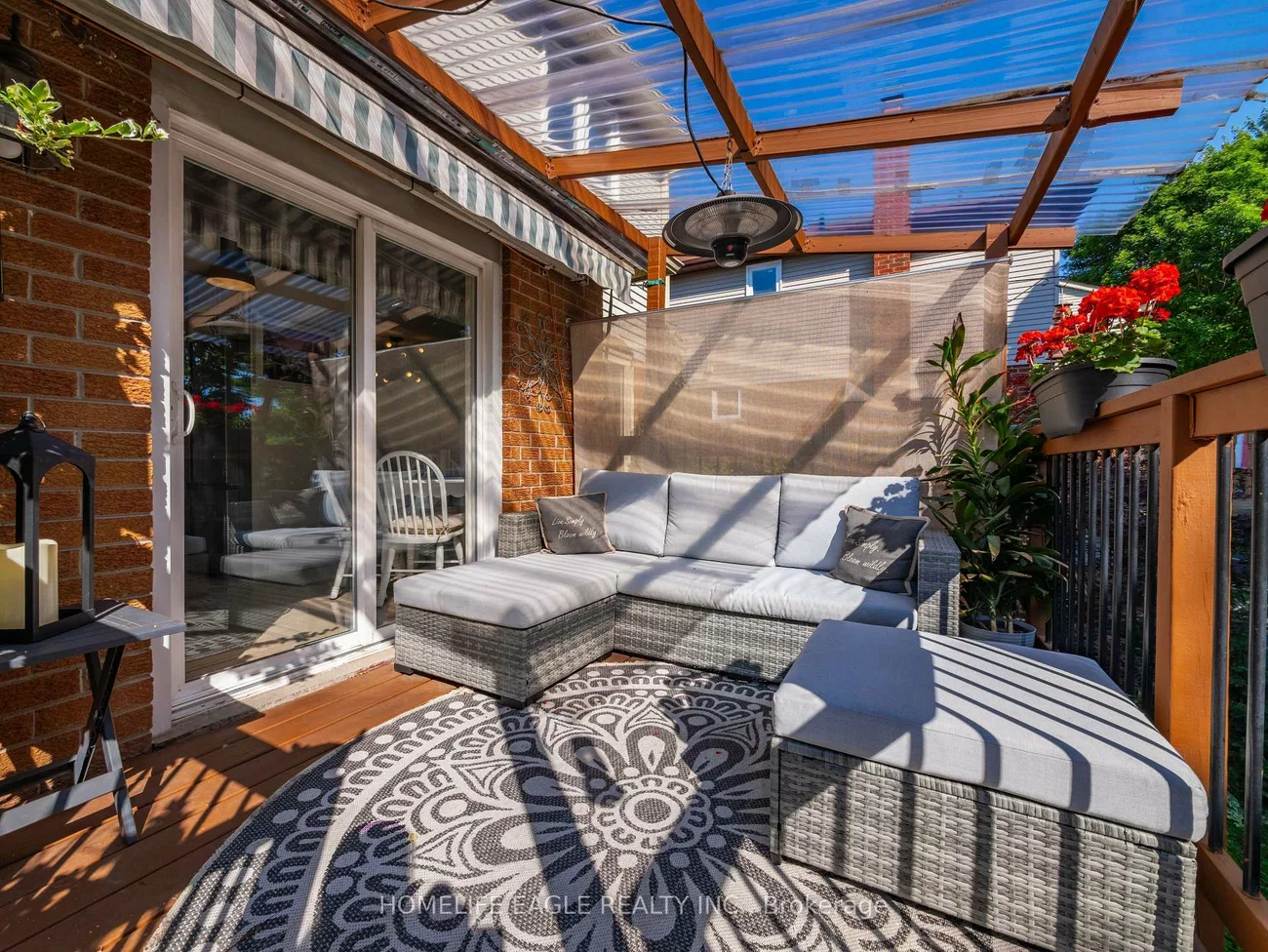 30, Moffat, Aurora Heights, Aurora