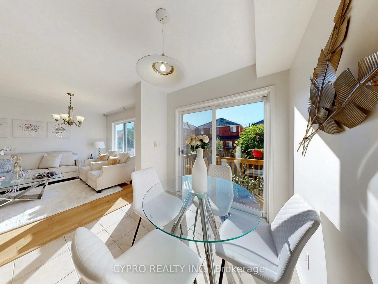 33, Bilbrough, Bayview Northeast, Aurora