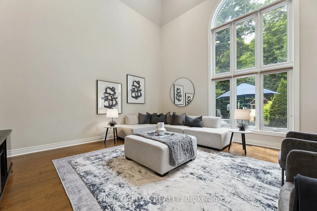 86, Charing, Aurora Highlands, Aurora