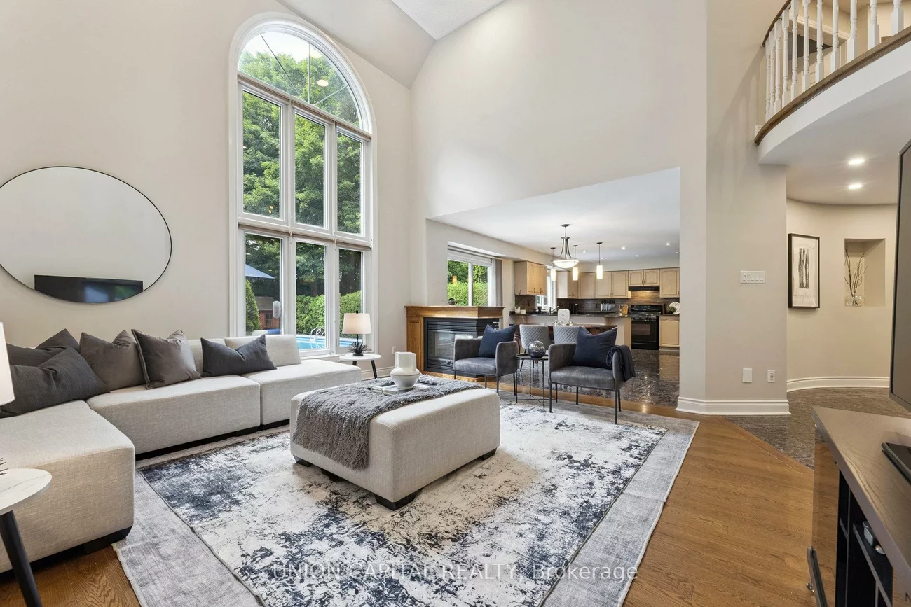 86, Charing, Aurora Highlands, Aurora