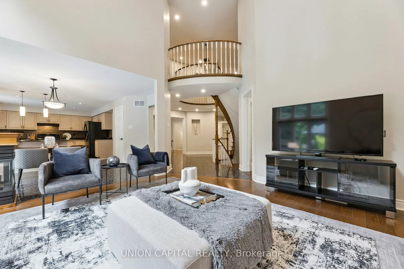 86, Charing, Aurora Highlands, Aurora