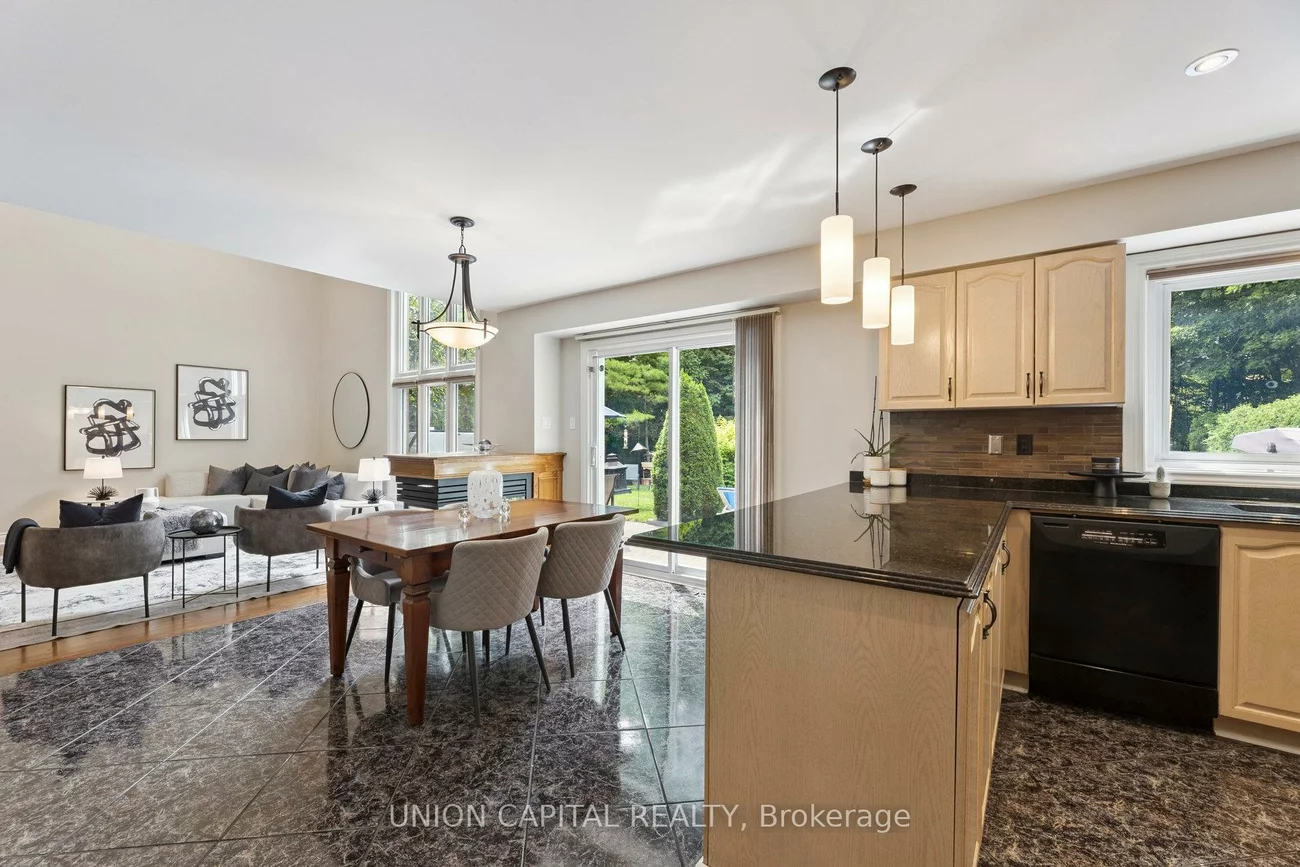 86, Charing, Aurora Highlands, Aurora