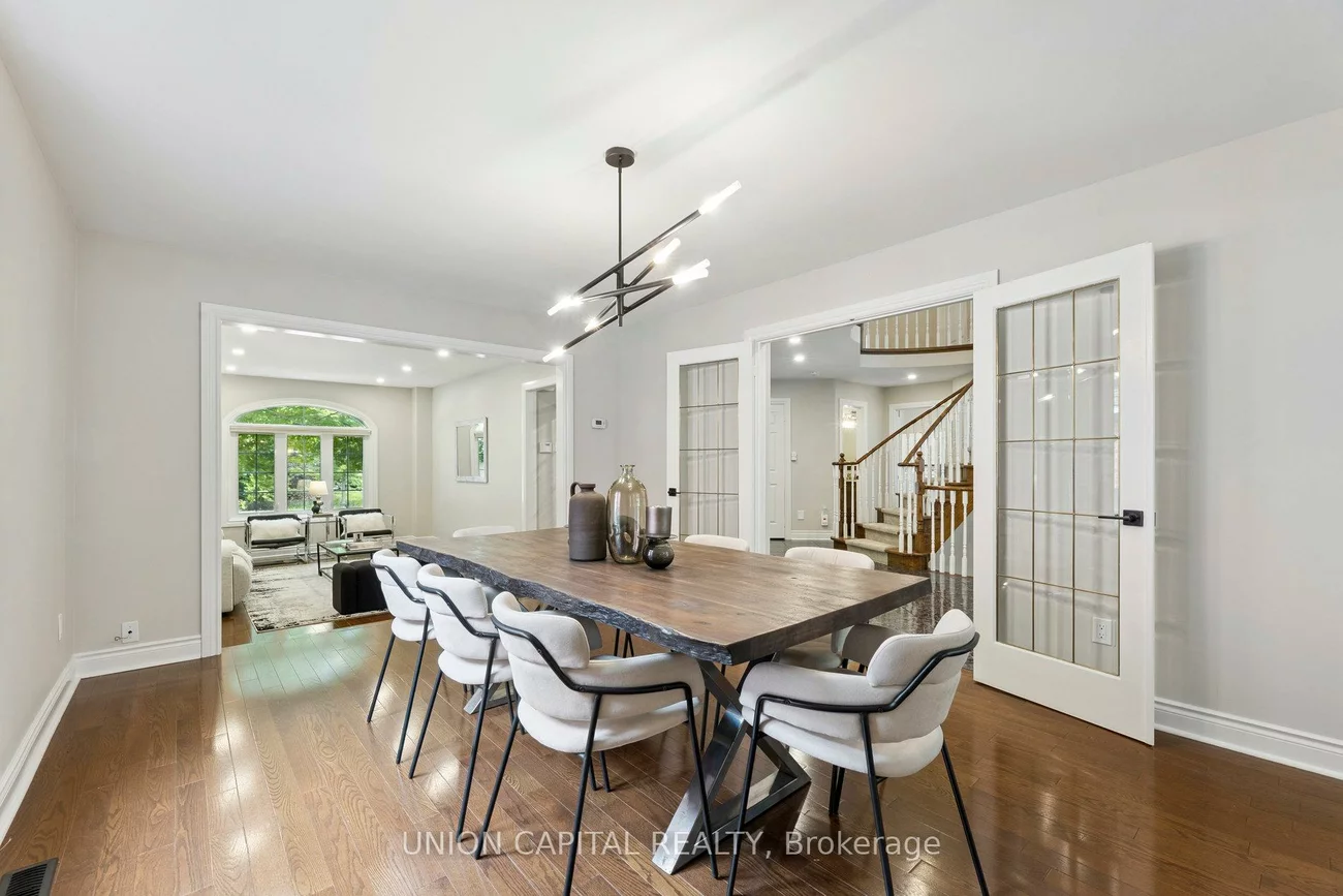 86, Charing, Aurora Highlands, Aurora