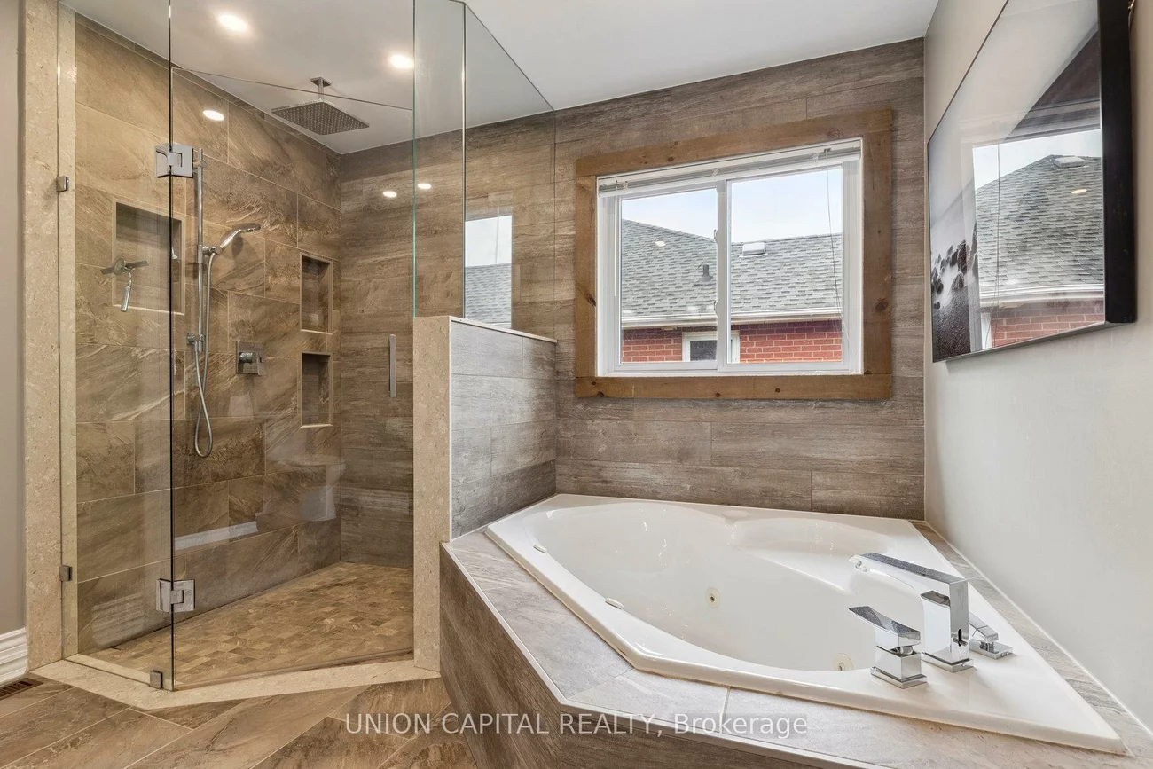 86, Charing, Aurora Highlands, Aurora