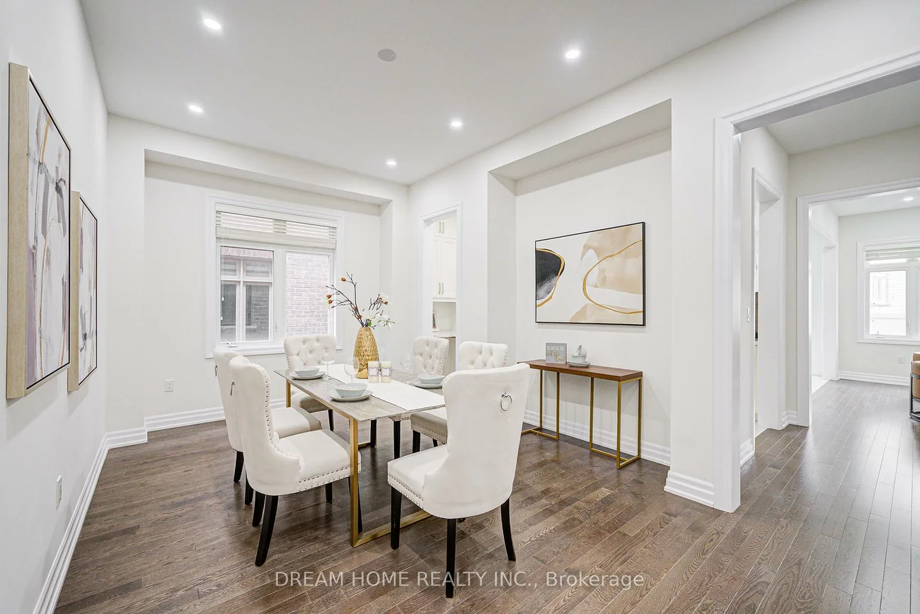 113, Botelho, Bayview Southeast, Aurora