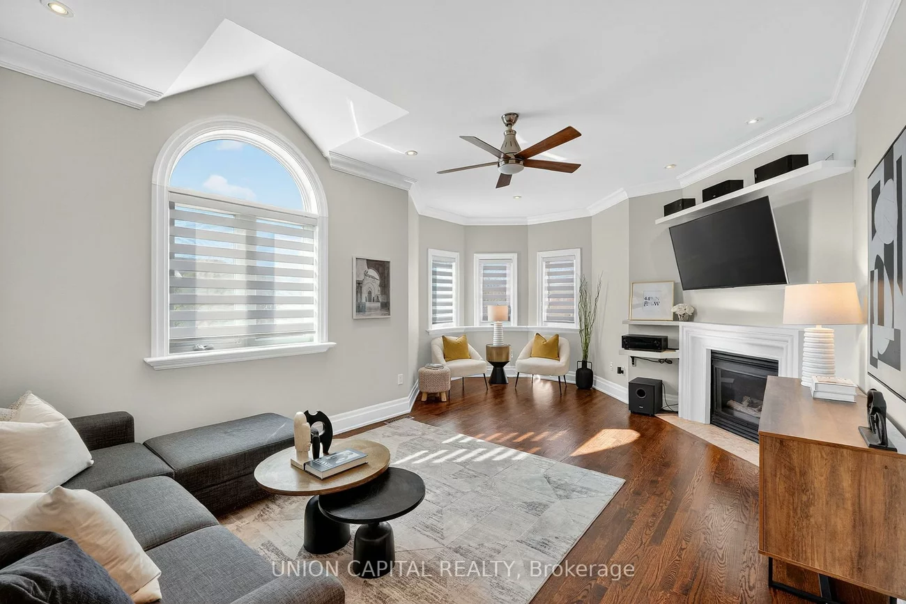 27, Trent, Bayview Wellington, Aurora