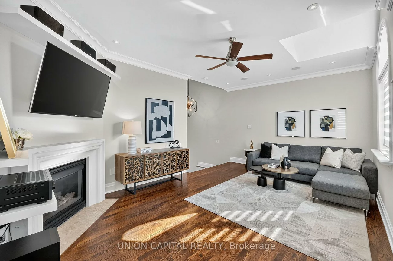 27, Trent, Bayview Wellington, Aurora