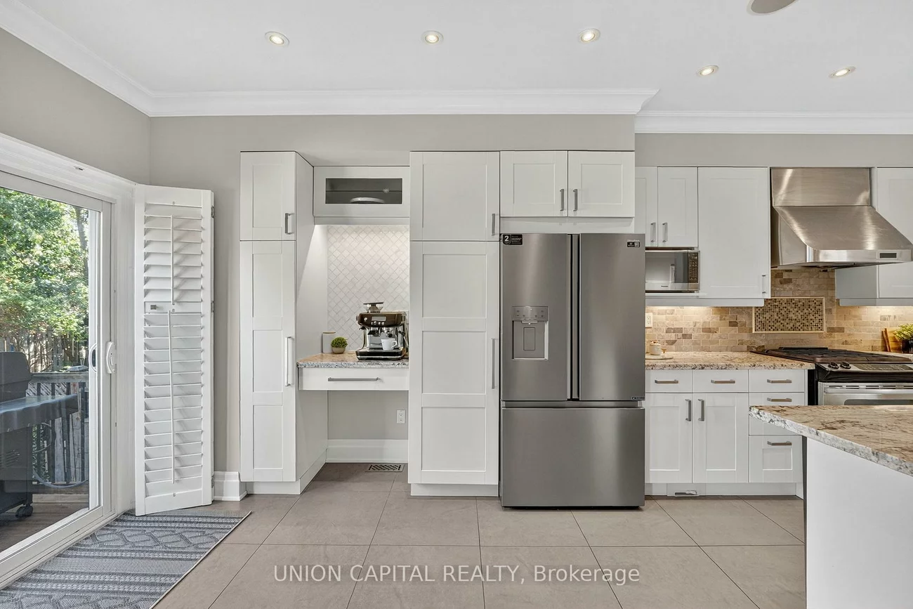 27, Trent, Bayview Wellington, Aurora