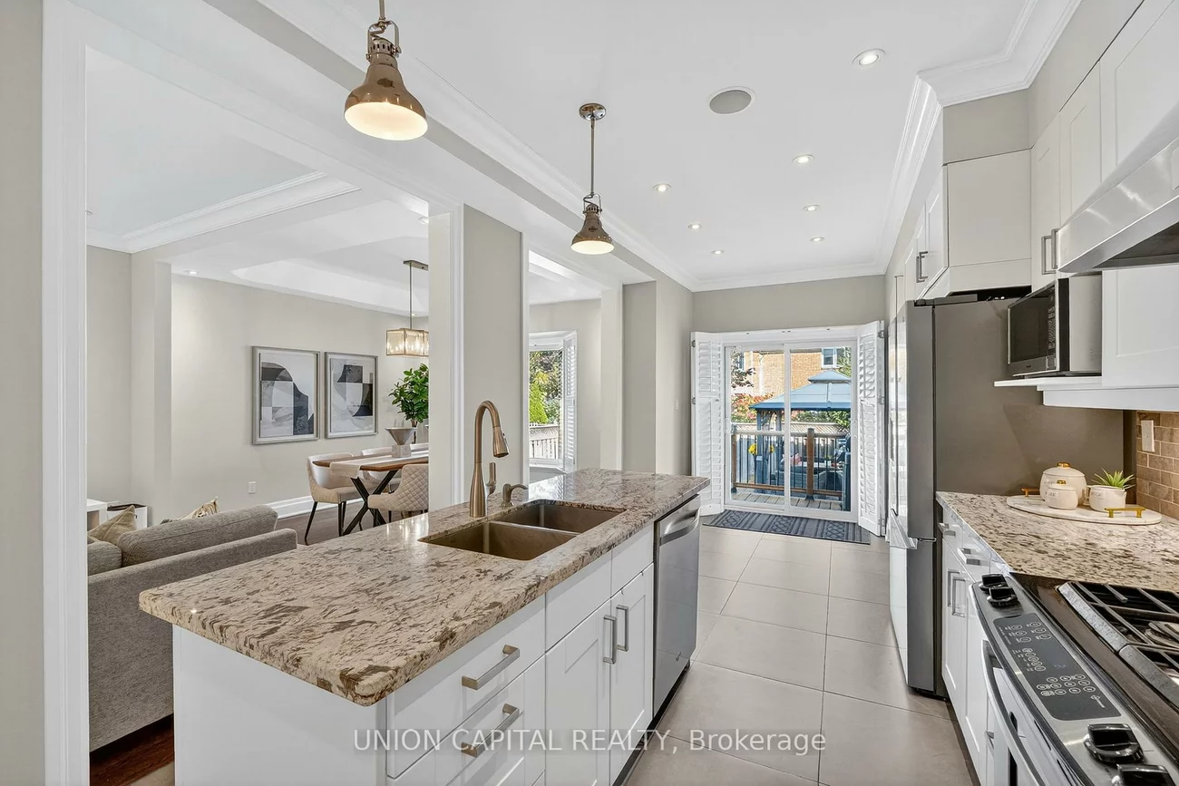 27, Trent, Bayview Wellington, Aurora