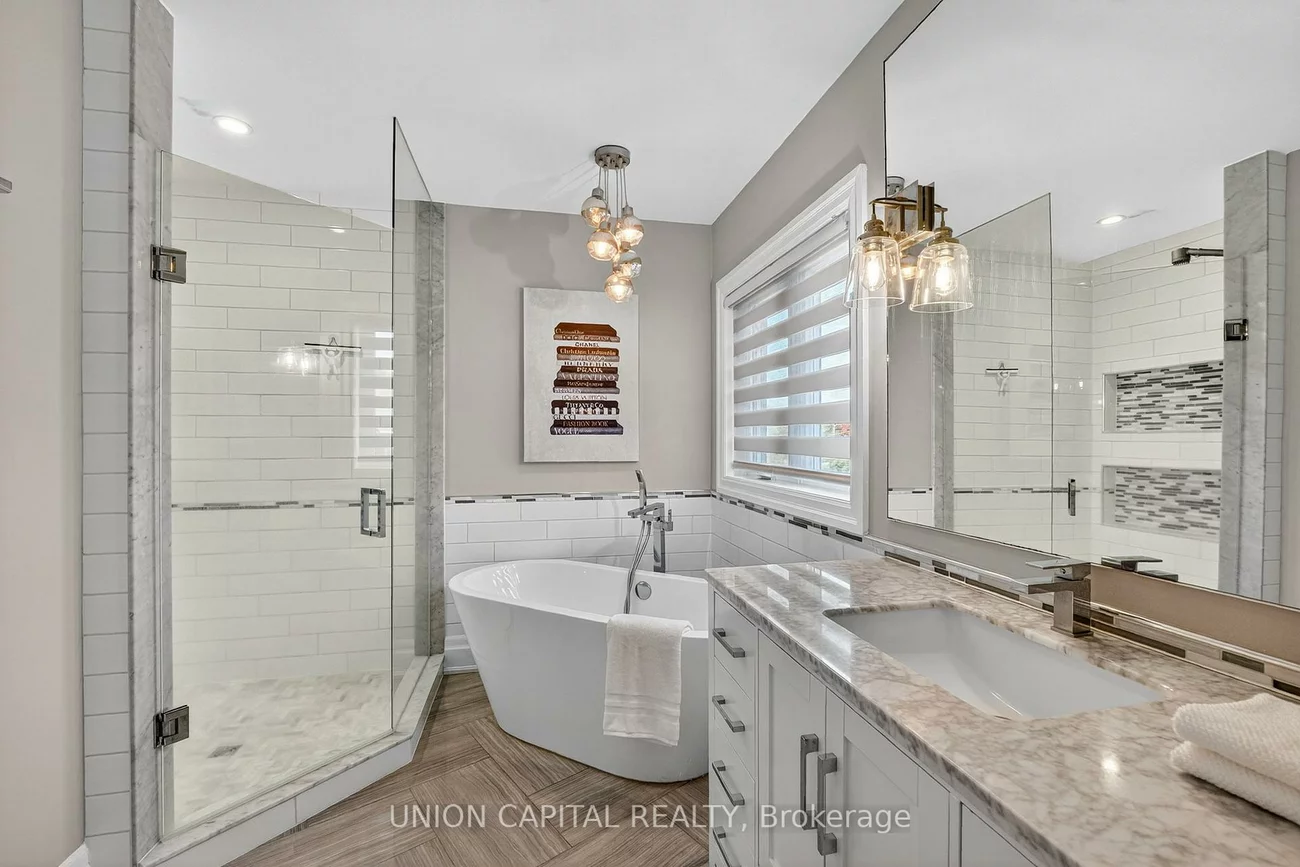 27, Trent, Bayview Wellington, Aurora