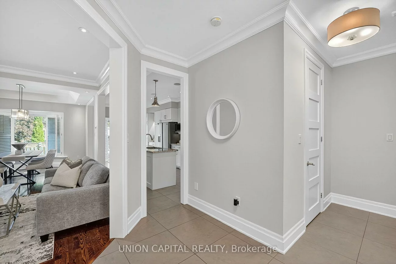 27, Trent, Bayview Wellington, Aurora