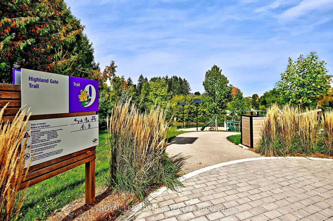57, Wallace Merchant, Aurora Highlands, Aurora