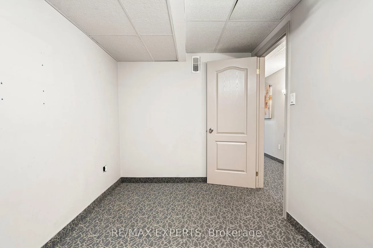 157, Primeau, Aurora Grove, Aurora