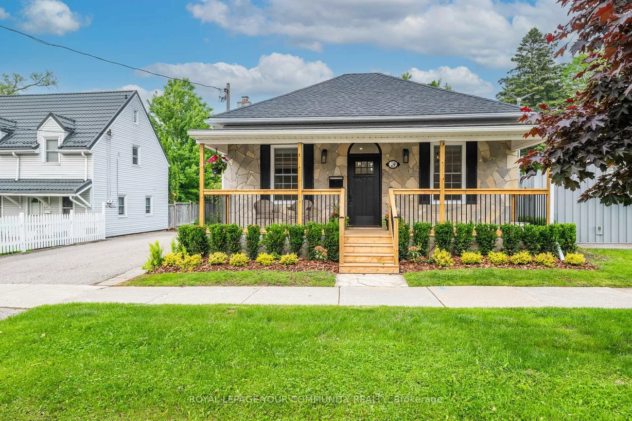 29, Wells, Aurora Village, Aurora