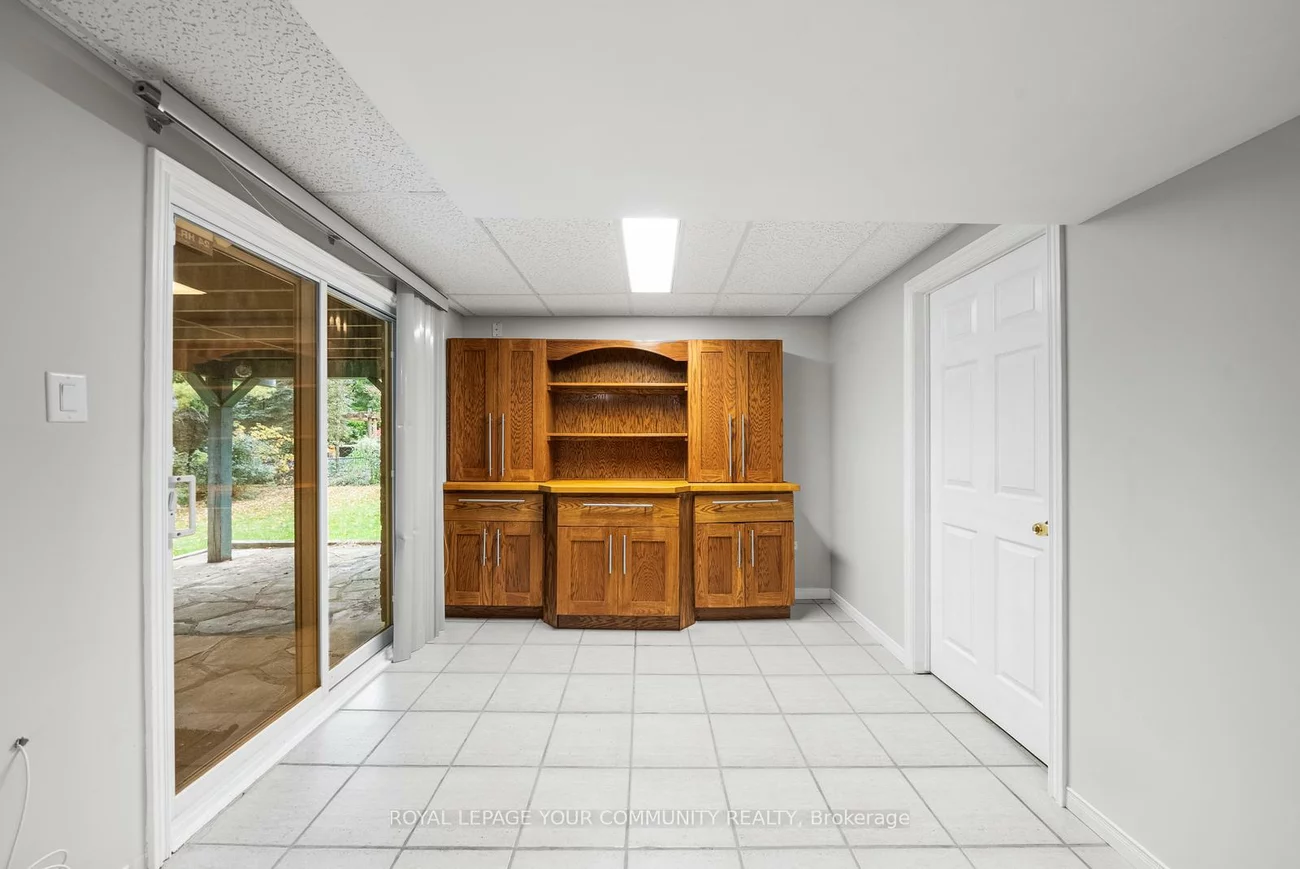 235, Kemano, Aurora Heights, Aurora