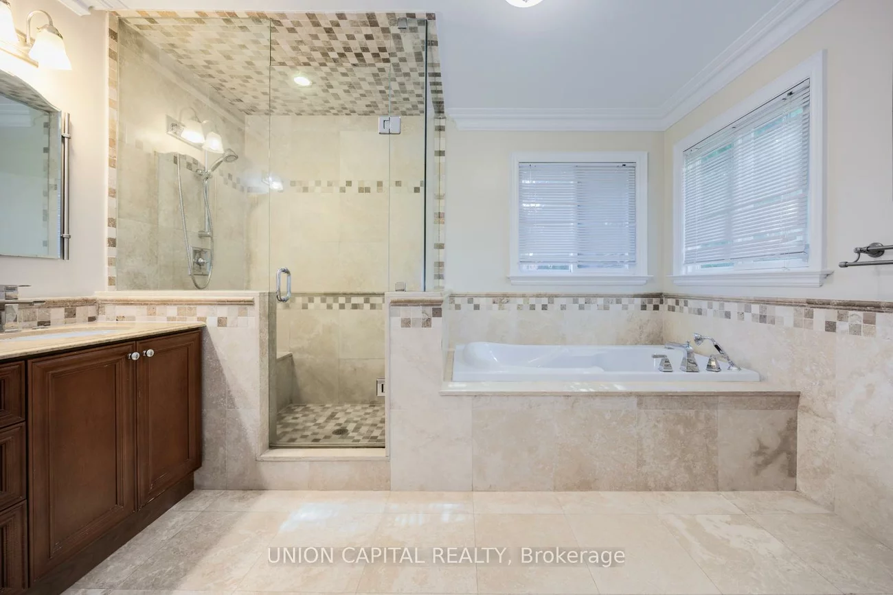 82, Old Yonge, Aurora Village, Aurora