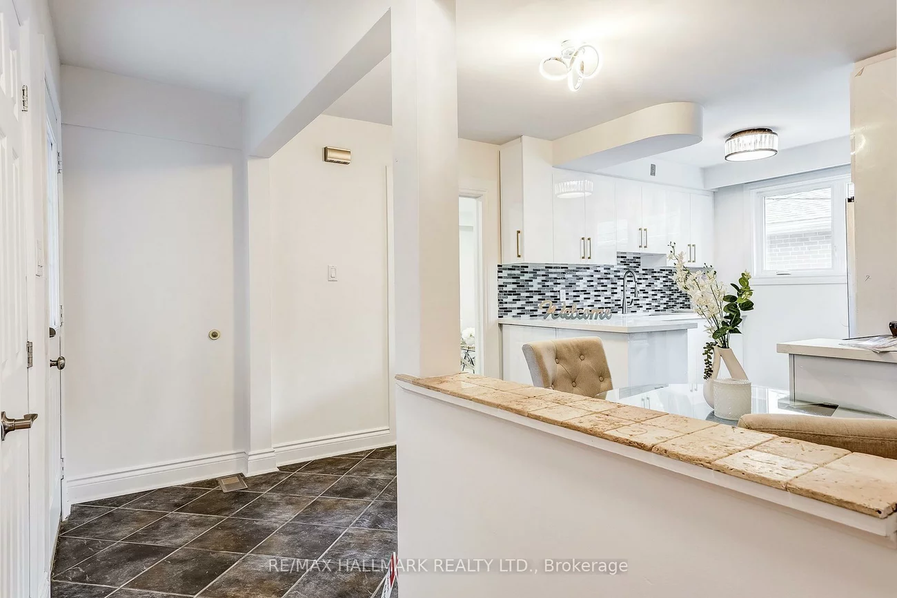 51, aurora Heights, Aurora Heights, Aurora