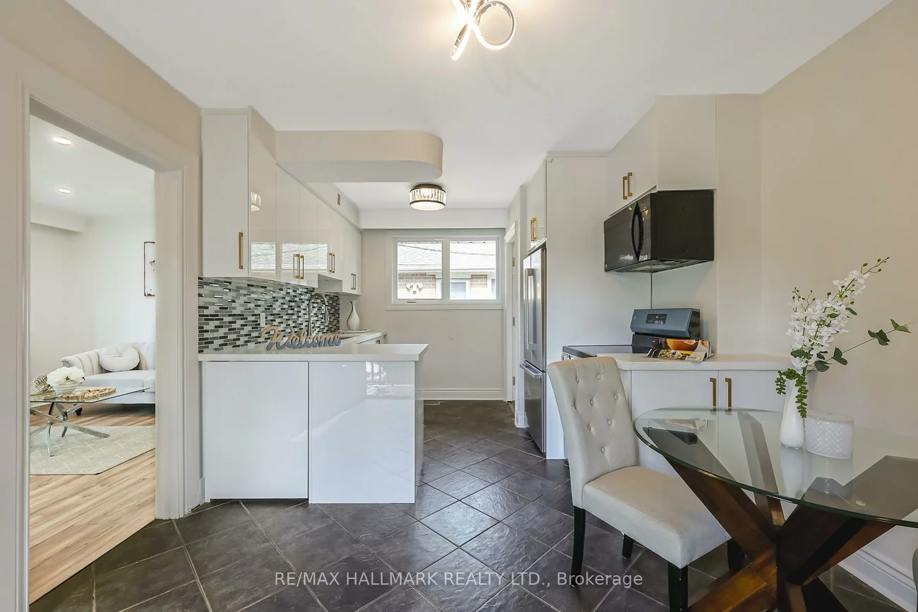 51, aurora Heights, Aurora Heights, Aurora