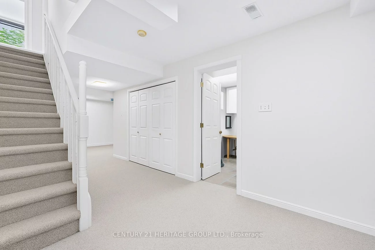 112, Sandfield, Aurora Highlands, Aurora