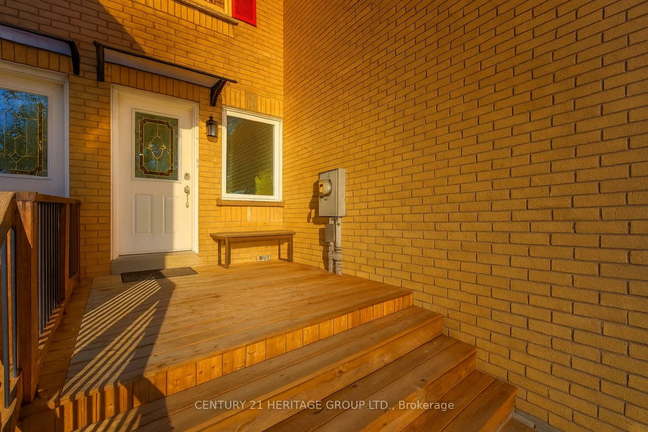 112, Sandfield, Aurora Highlands, Aurora