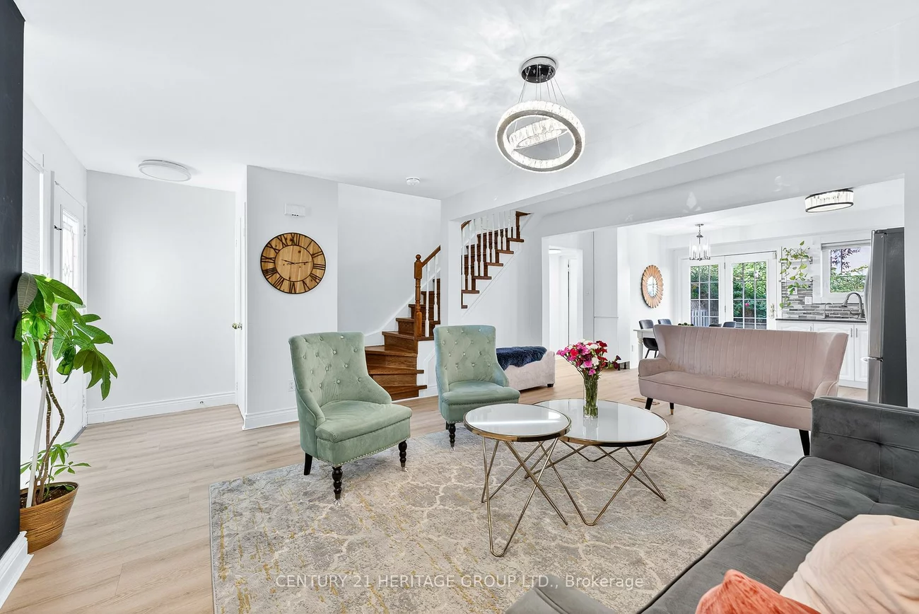 112, Sandfield, Aurora Highlands, Aurora