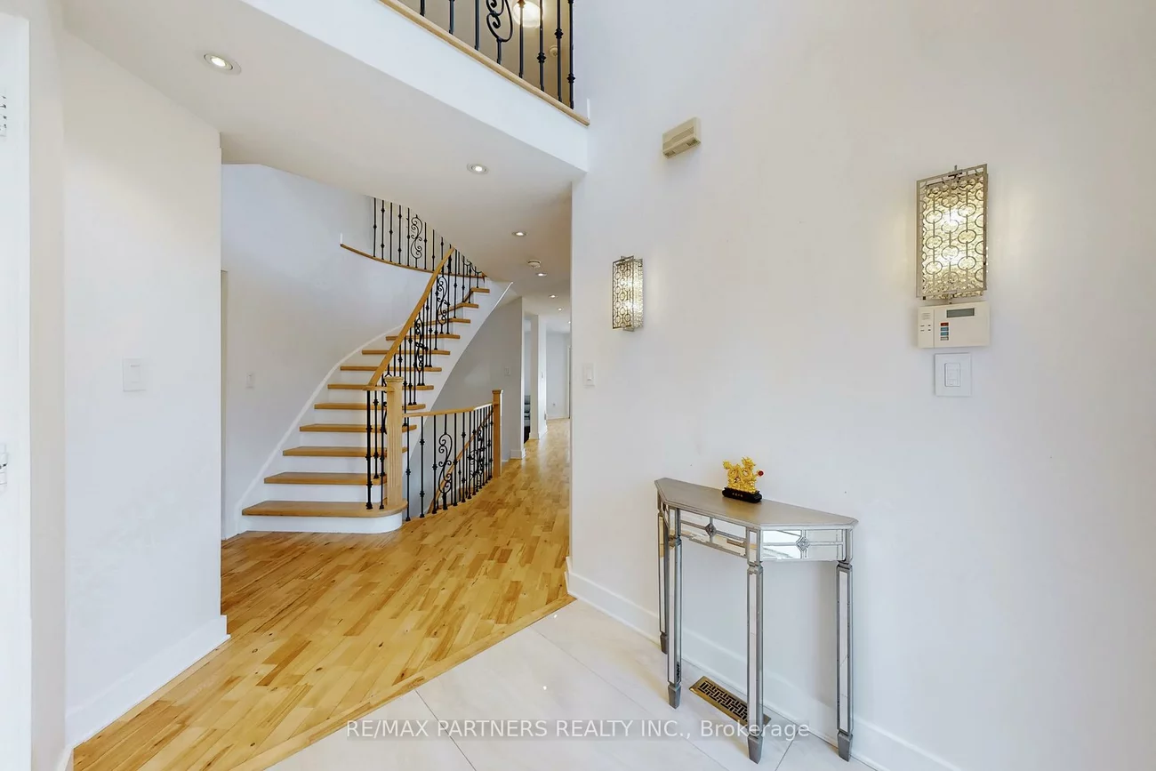 26, Sandfield, Aurora Highlands, Aurora