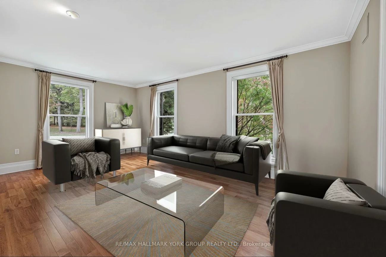 553, St John's, Hills of St Andrew, Aurora