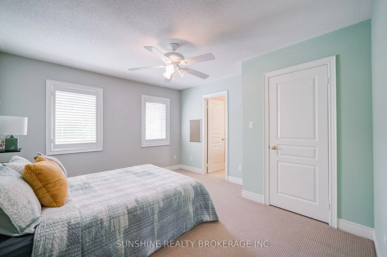 19, Aspen Leaf, Hills of St Andrew, Aurora