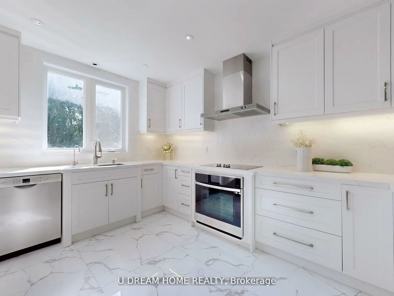 2, Jarvis, Aurora Estates, Aurora