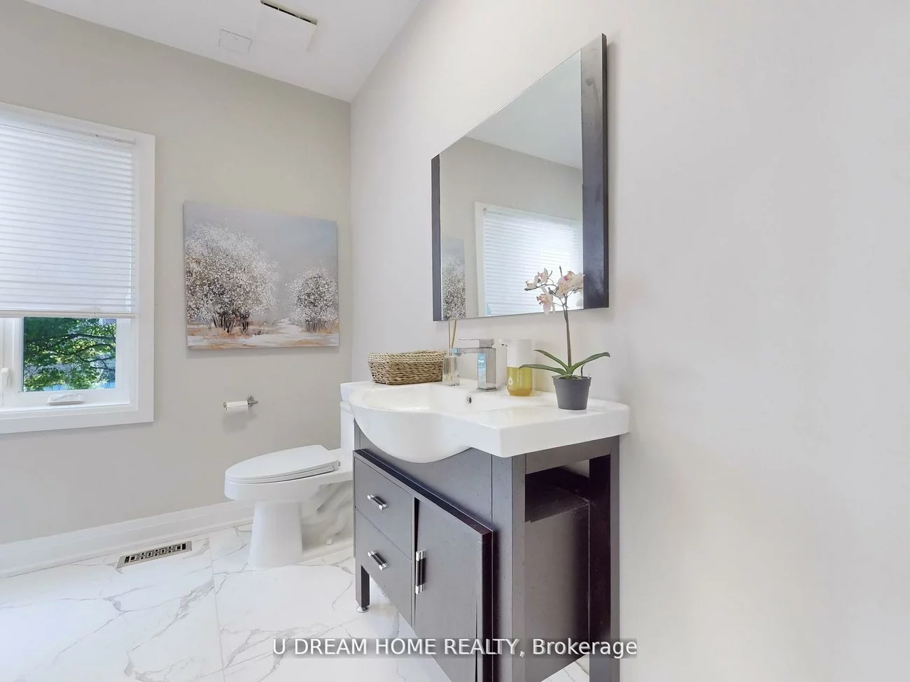 2, Jarvis, Aurora Estates, Aurora