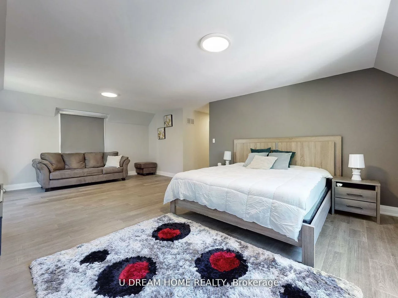 2, Jarvis, Aurora Estates, Aurora