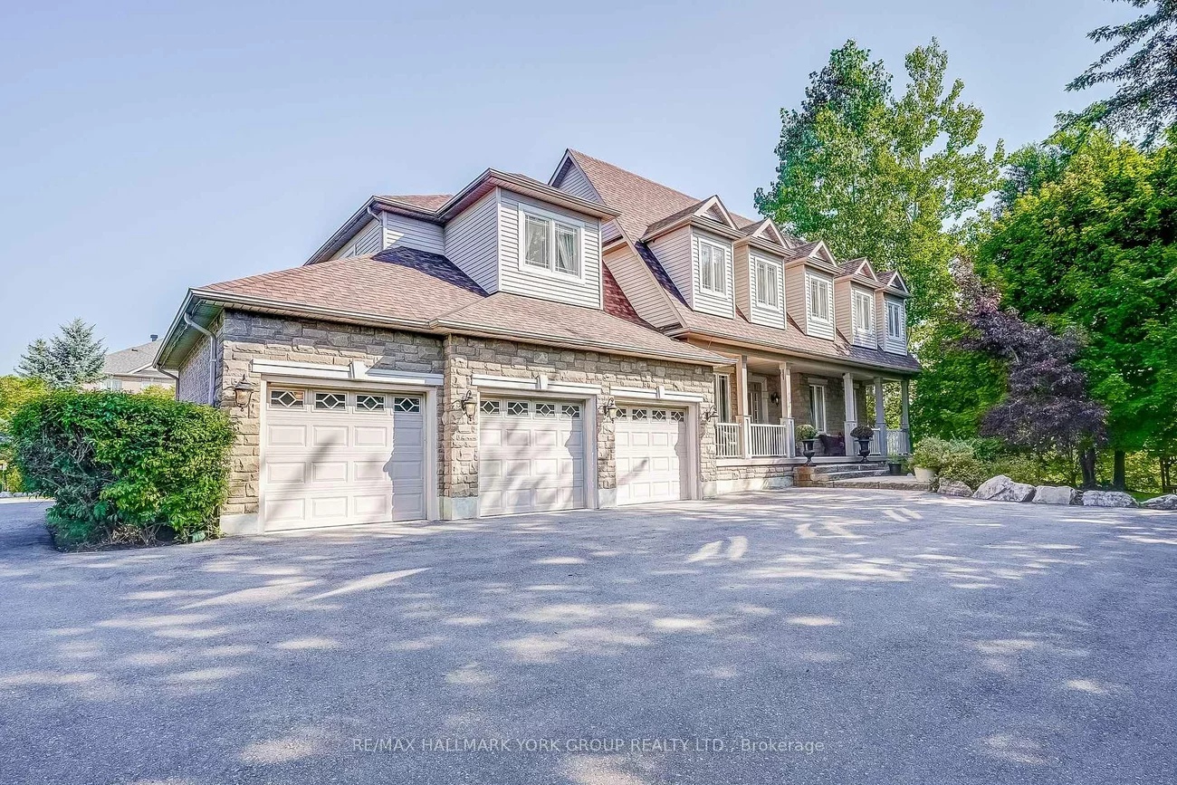 17, Duncton Wood, Hills of St Andrew, Aurora