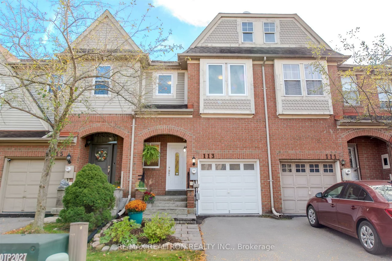 113, Mugford, Bayview Wellington, Aurora