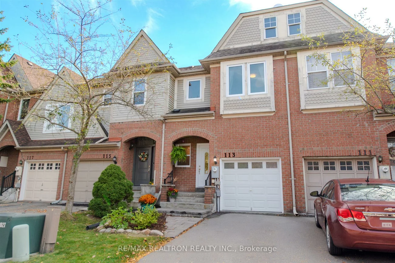 113, Mugford, Bayview Wellington, Aurora