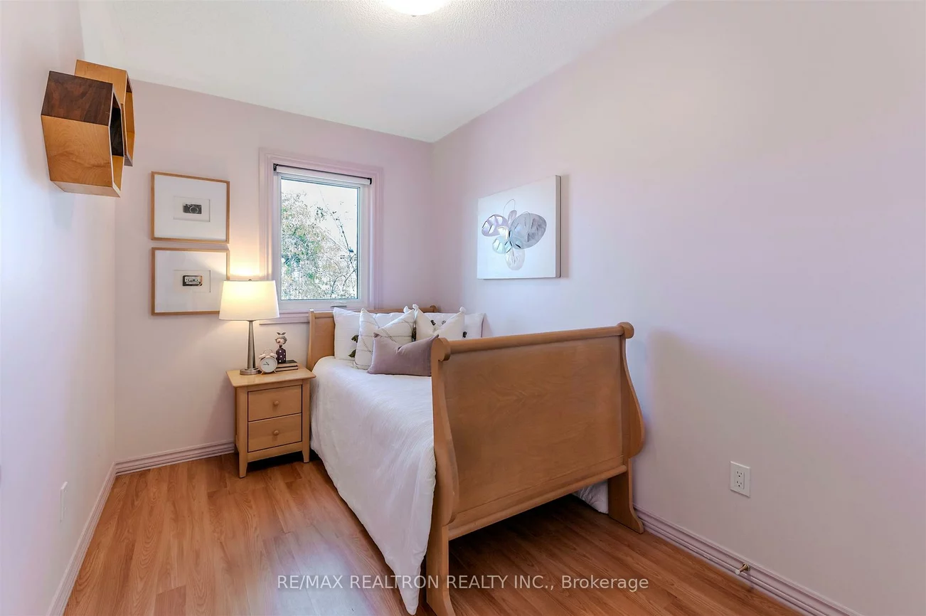 113, Mugford, Bayview Wellington, Aurora