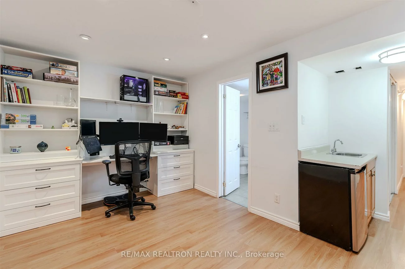 113, Mugford, Bayview Wellington, Aurora