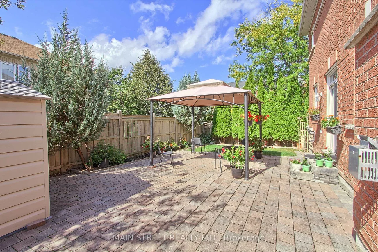 30, Conover, Bayview Northeast, Aurora