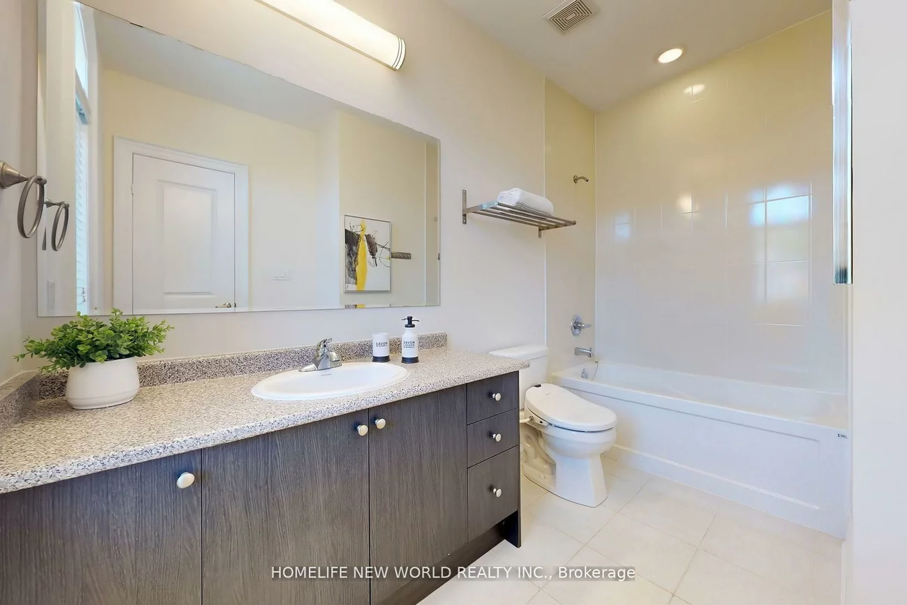 36, Strawbridge Farm, Aurora Grove, Aurora