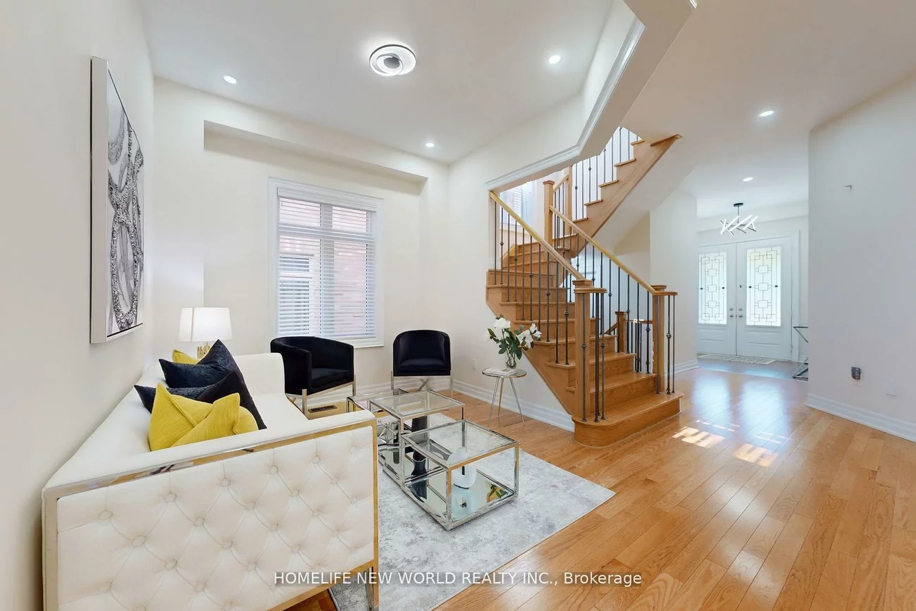 36, Strawbridge Farm, Aurora Grove, Aurora