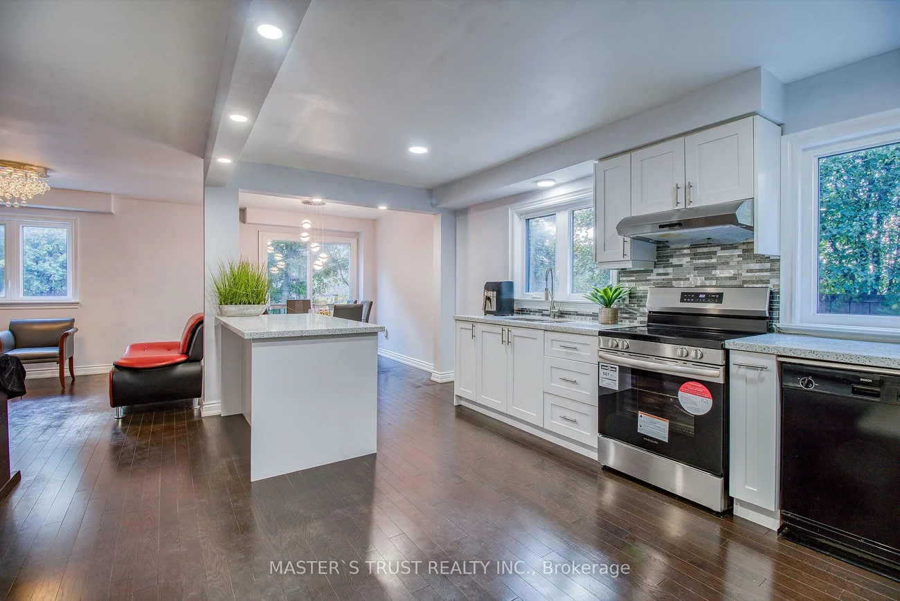 20, Valhalla, Aurora Village, Aurora