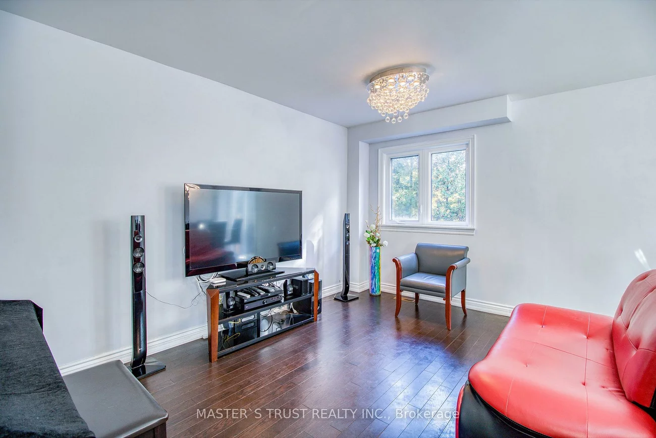 20, Valhalla, Aurora Village, Aurora