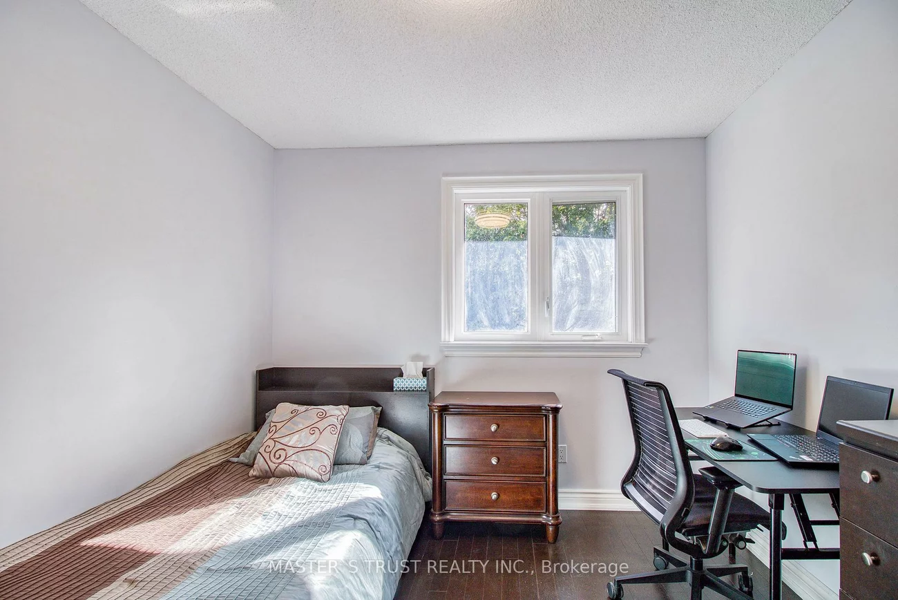 20, Valhalla, Aurora Village, Aurora