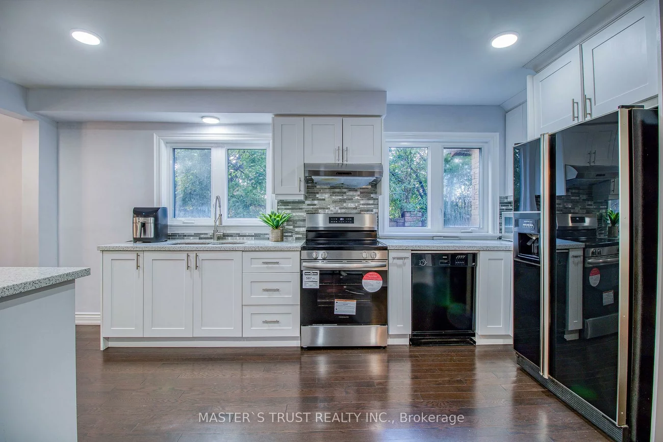 20, Valhalla, Aurora Village, Aurora