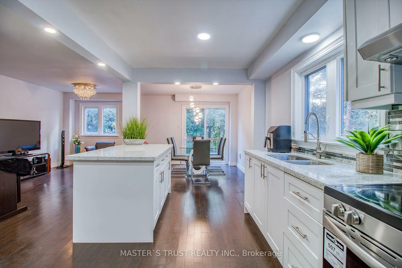 20, Valhalla, Aurora Village, Aurora