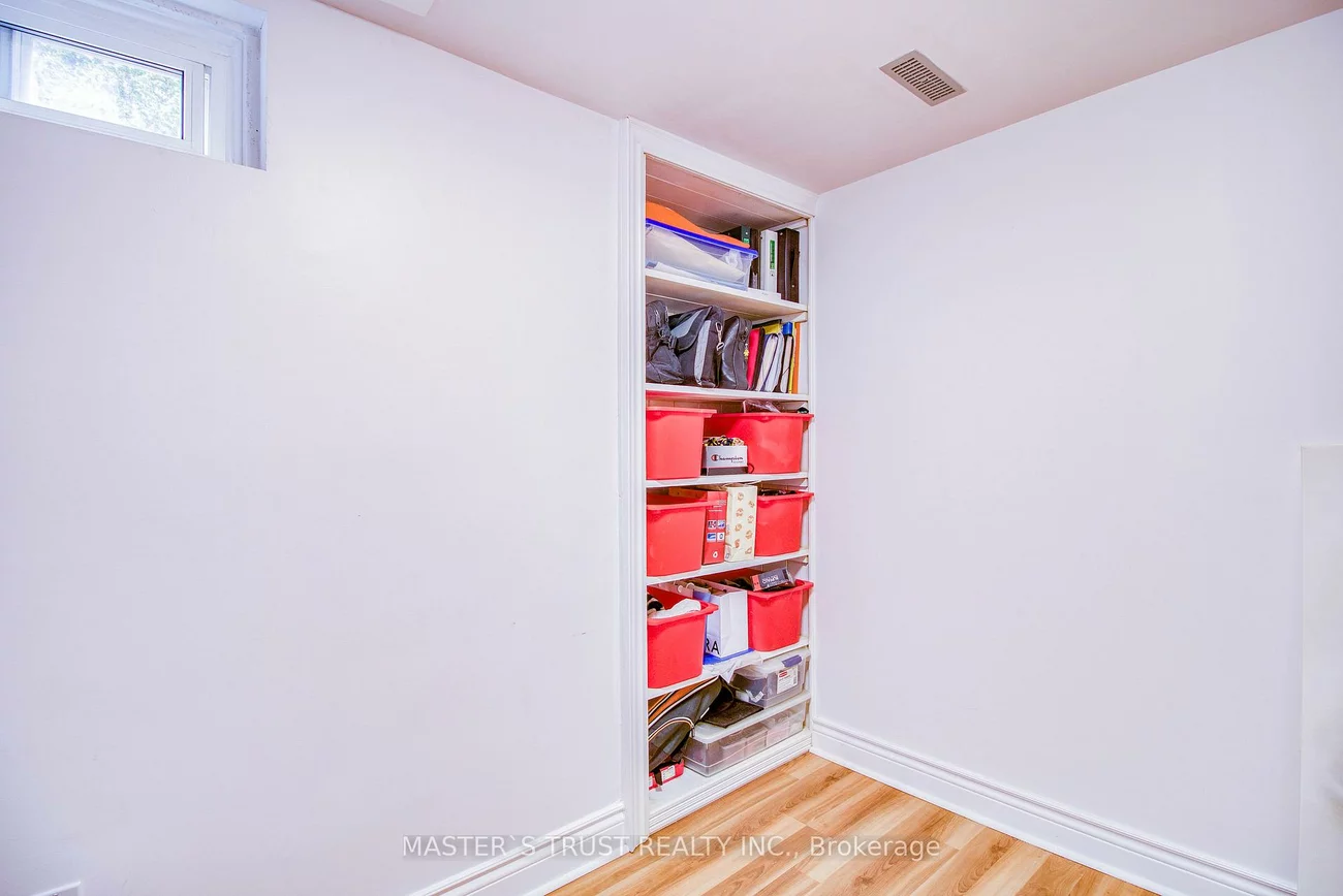 20, Valhalla, Aurora Village, Aurora