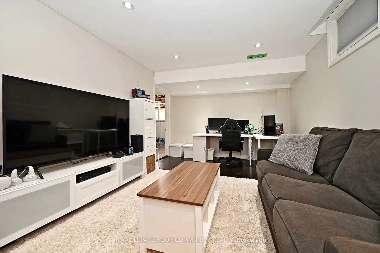 313, Willis, Aurora Highlands, Aurora