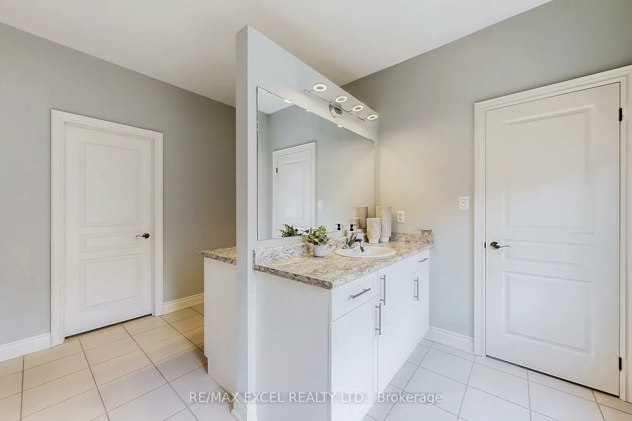 160, Roy Harper, Rural Aurora, Aurora