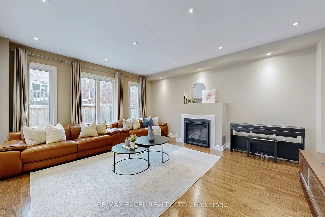 160, Roy Harper, Rural Aurora, Aurora