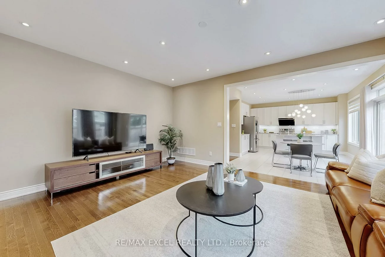 160, Roy Harper, Rural Aurora, Aurora